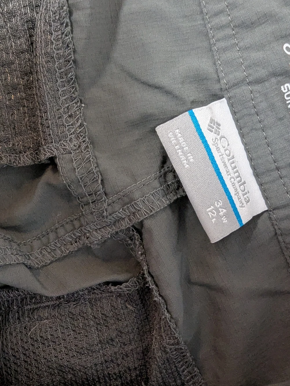 Columbia Men's Charcoal Cargo Shorts - Picture 8 of 8